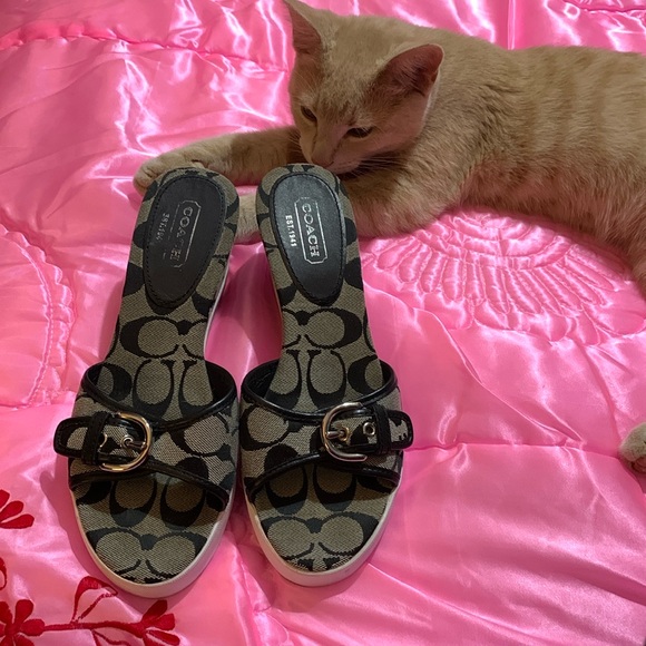 Coach - Shoes - Perry Wedge Sandals Size 7.5 - Picture 1 of 6